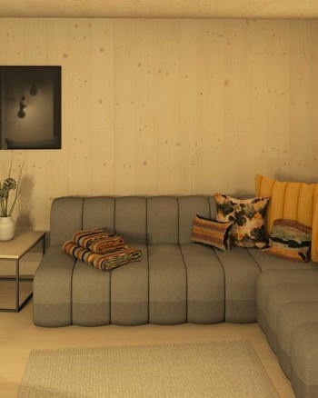 Wohnzimmer mit Fernseher und Couch mit violetten Akzenten.