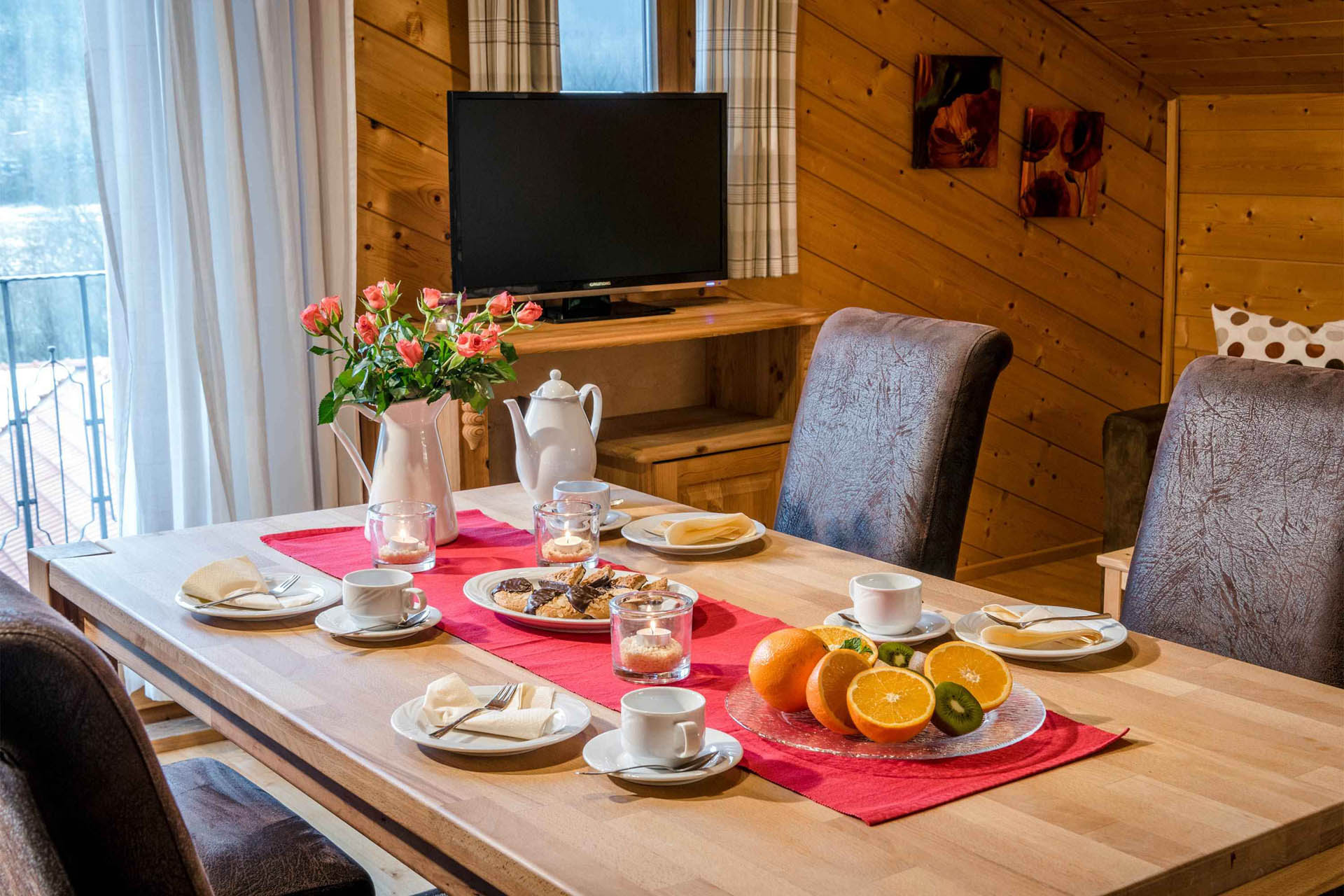 Ferienwohnung Waldblick, Essbereich, Huberhof Ollerding