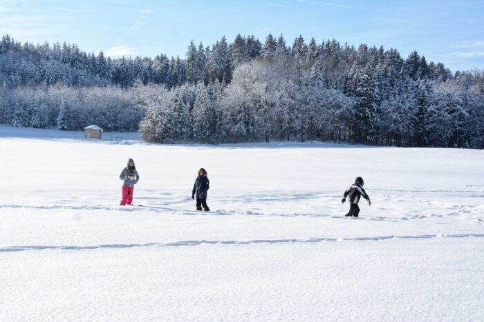 Kinder im Schnee, Winter, Huberhof Ollerding