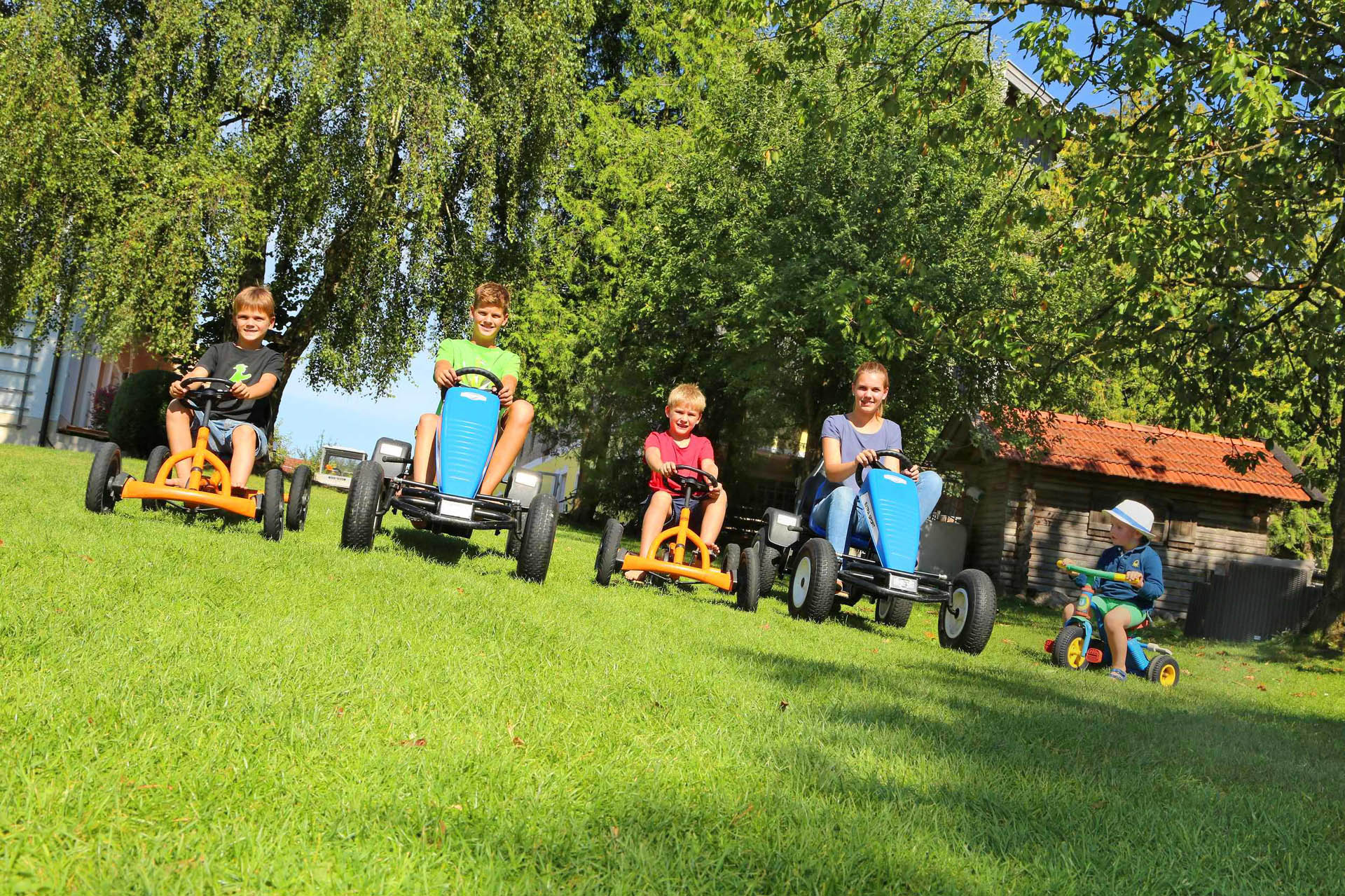 Kinderland, Fuhrpark, Huberhof Ollerding